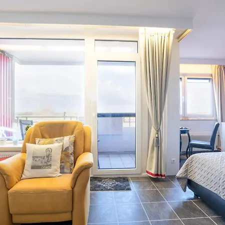 Berolina Balkonfeuer 公寓 达默