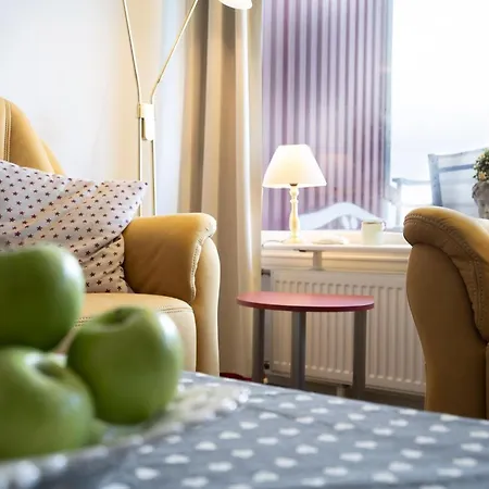 Berolina Balkonfeuer Apartment